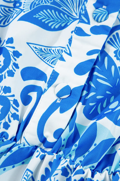 Kurzärmliges Minikleid mit Stufenmuster und Print
