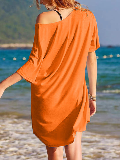 T-Shirt-Kleid mit V-Ausschnitt und kurzen Ärmeln und Taschen