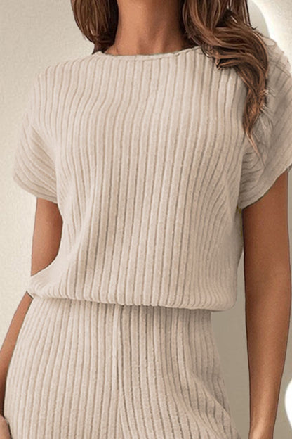 Overall mit Rundhalsausschnitt und kurzen Ärmeln