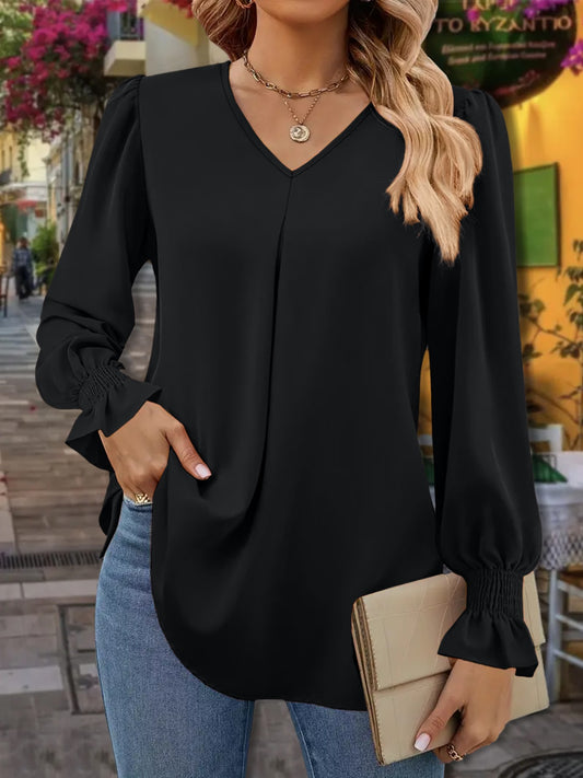 Bluse mit V-Ausschnitt und Volantärmeln