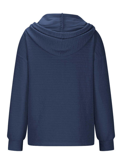 Kapuzenpullover mit Kordelzug und Viertelknopfleiste