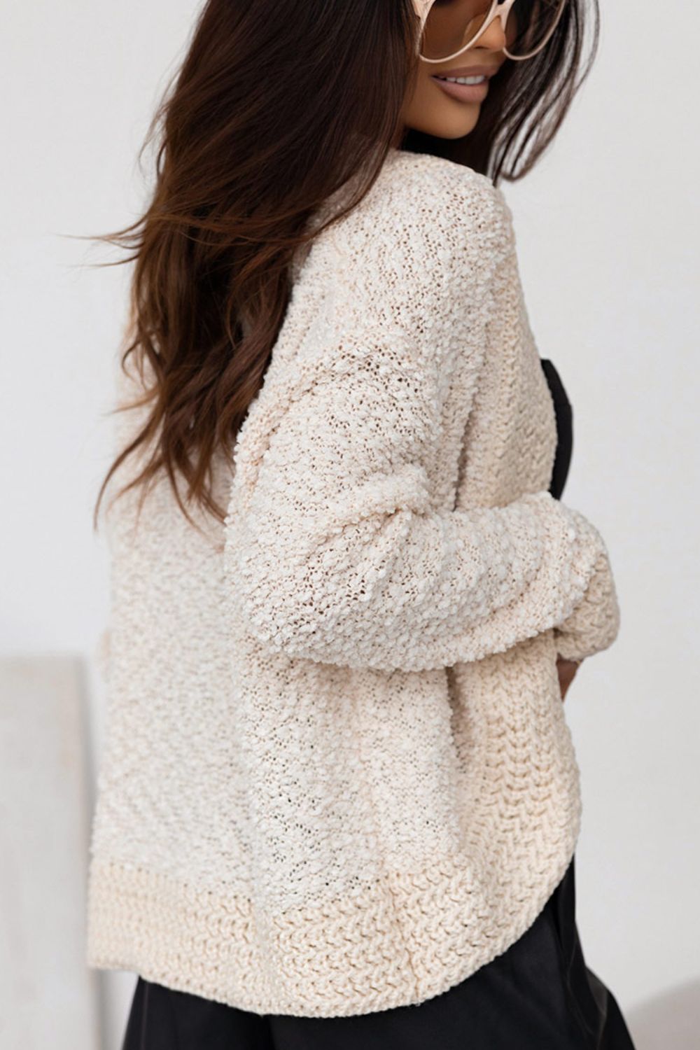 Einfarbige Strickjacke mit offener Vorderseite