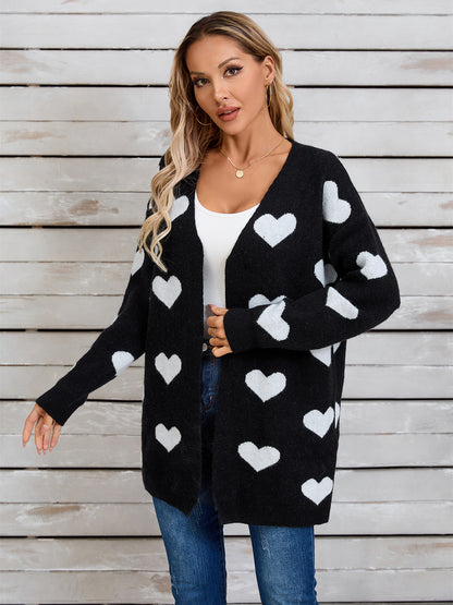 Langärmlige Strickjacke mit Engelsflügeln und Herzmuster, vorne offen
