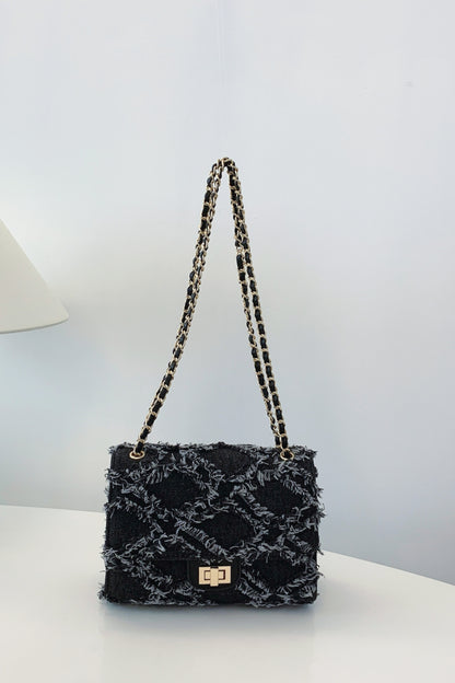 Umhängetasche aus Denim mit ungesäumtem Saum