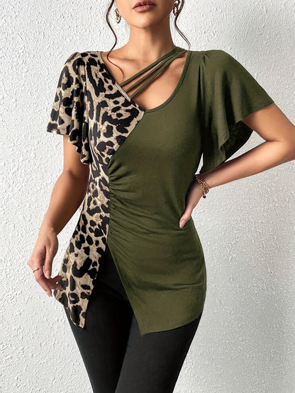 T-Shirt mit gerüschtem Leopardenmuster und Flatterärmeln