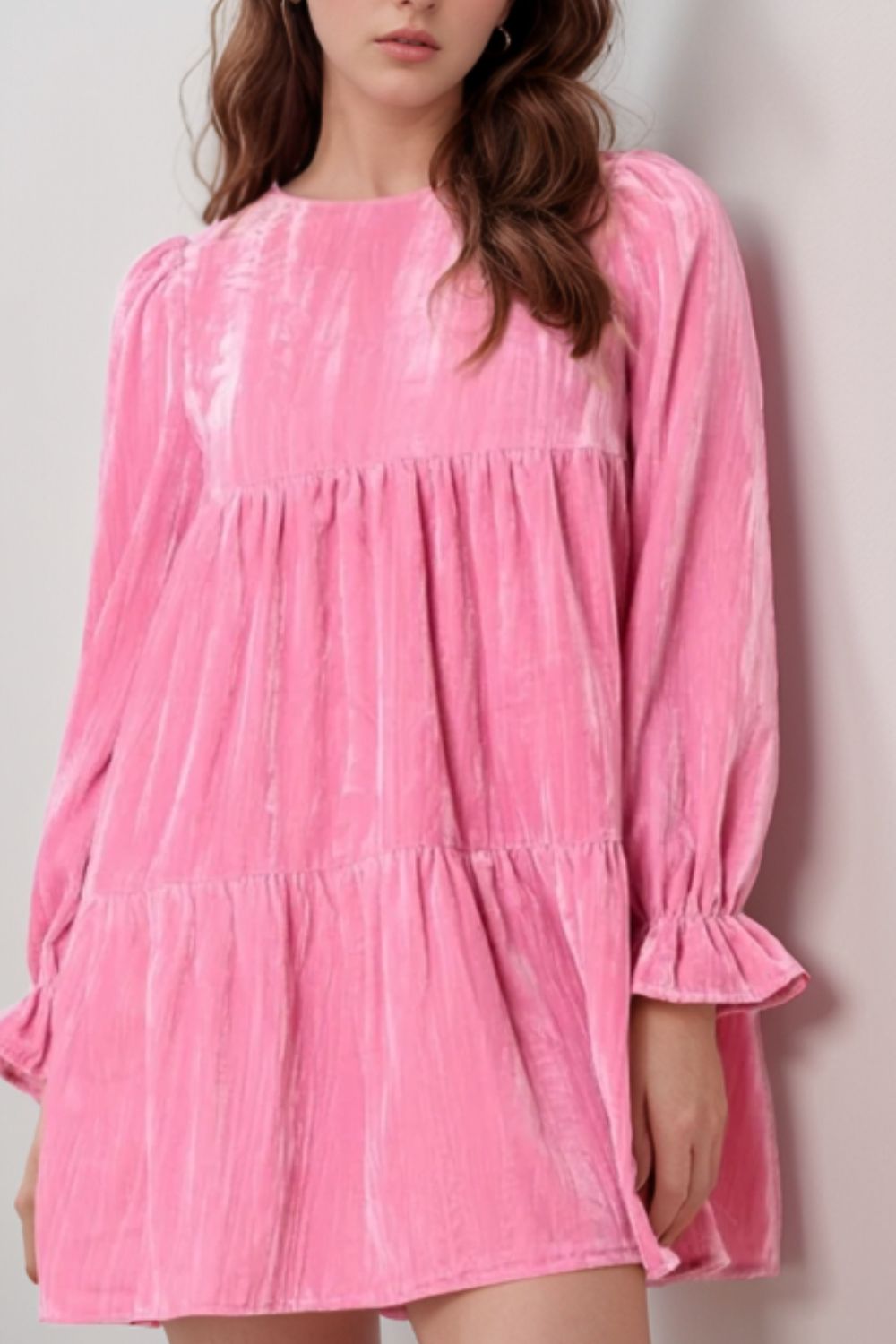 Minikleid mit Rundhalsausschnitt und Volantärmeln
