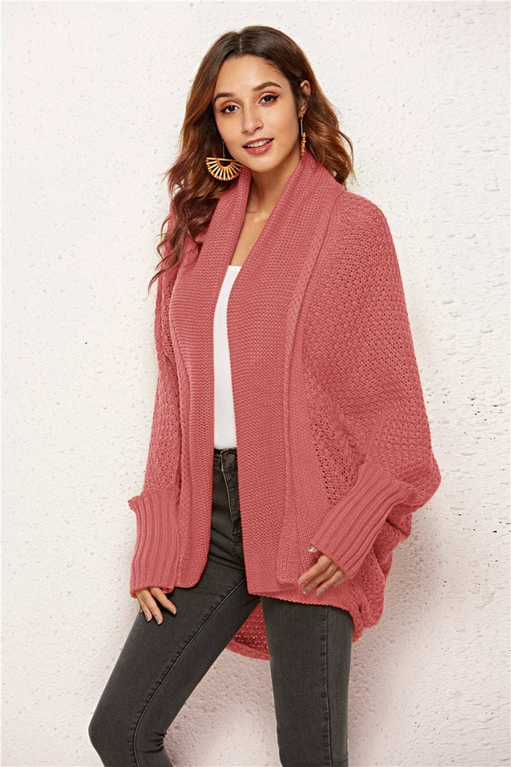 Strickjacke mit offenen Fledermausärmeln vorne