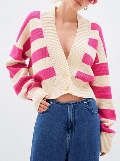 Gestreifter Cardigan mit Button-Down-Kragen und überschnittener Schulter