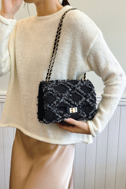 Umhängetasche aus Denim mit ungesäumtem Saum