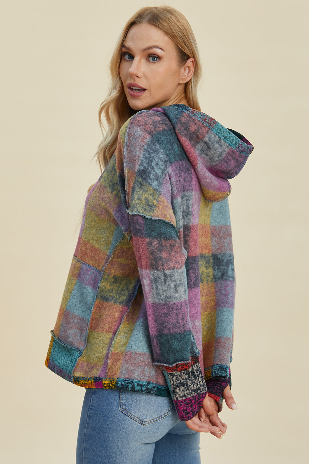 Double Take – Karierter Hoodie mit überschnittenen Schultern in voller Größe