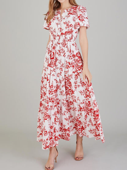 Vestido de manga corta con muescas y estampado floral escalonado