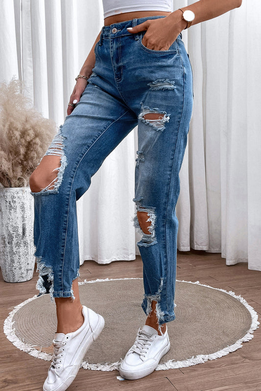 Gerade Jeans mit Used-Look und offenem Saum