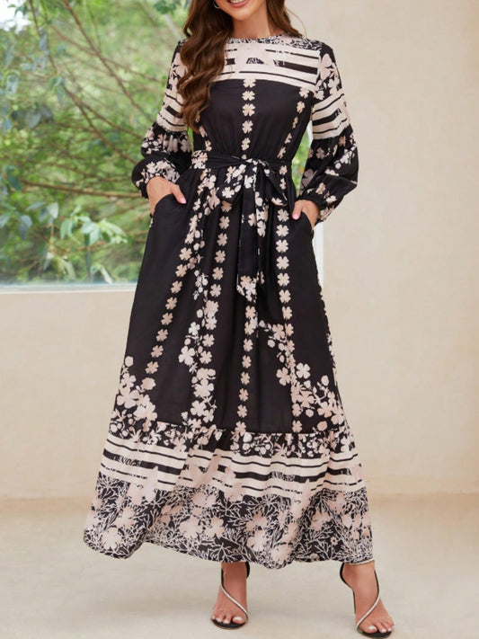 Bedrucktes Maxikleid mit Rundhalsausschnitt und langen Ärmeln und Taschen