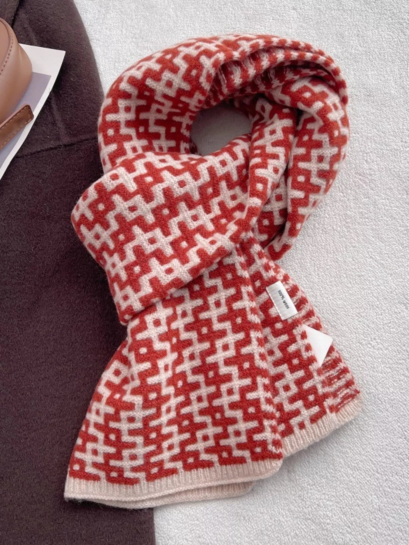 49e5f5a01208453492669f22cea202e4-Max-Origin