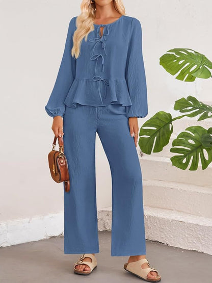 Set aus Oberteil und Hose mit Ballonärmeln und Bindeband am Hals