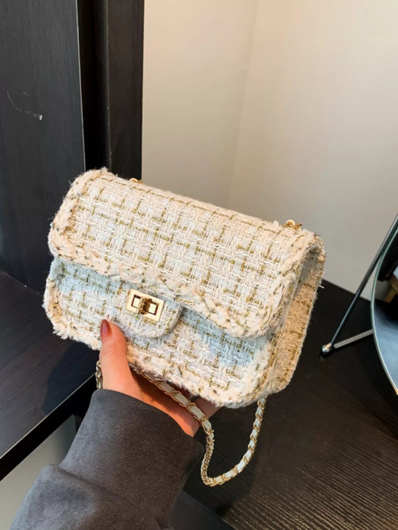 4cda715e51f34fa3a90a21bf2210ae66-Max-Origin