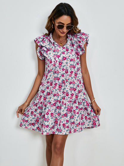 Minikleid mit Blumenmuster und Flügelärmeln