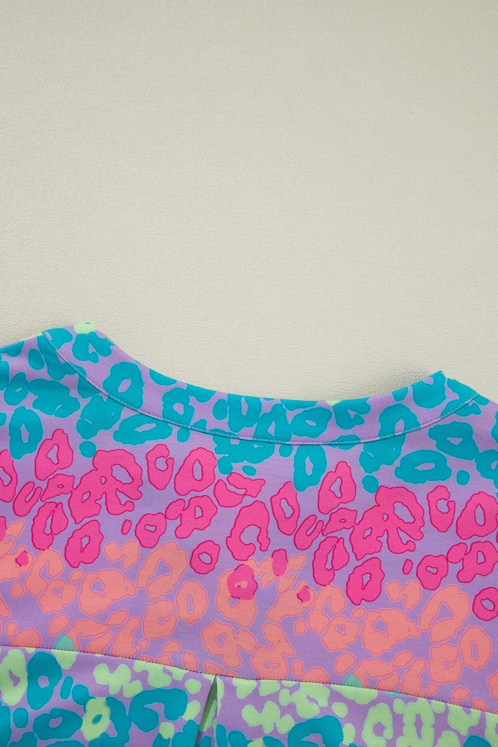 Plus Size Bluse mit Leopardenmuster und langen Ärmeln