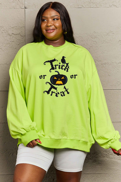 Simply Love – Sweatshirt mit Grafik in voller Größe „Trick or Treat“