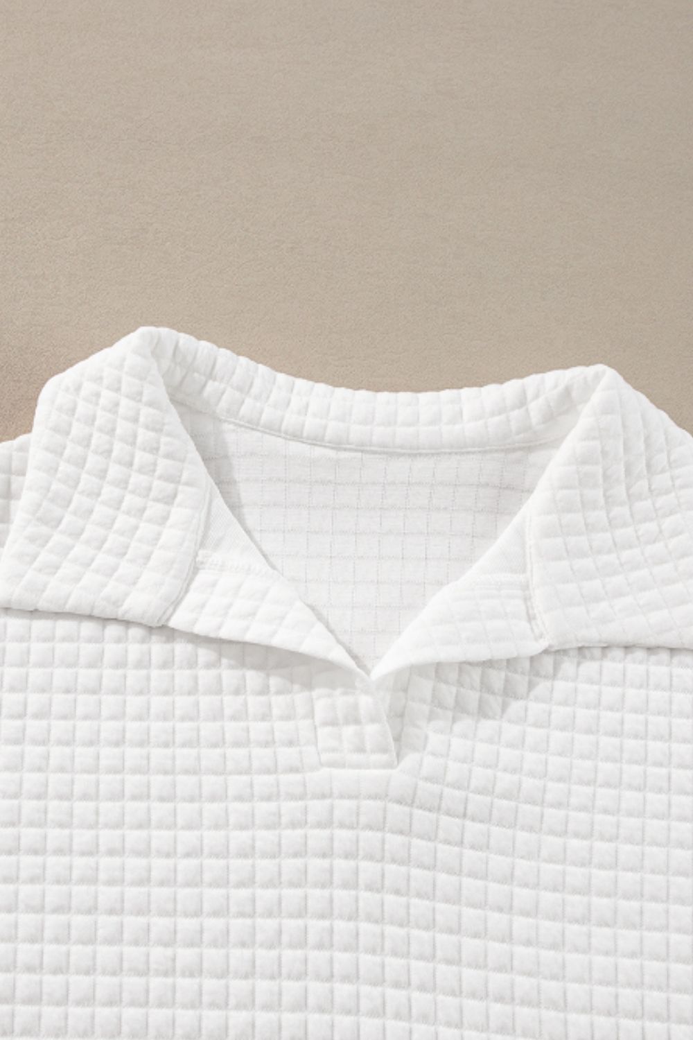 Texturiertes Langarm-Sweatshirt mit Johnny-Kragen