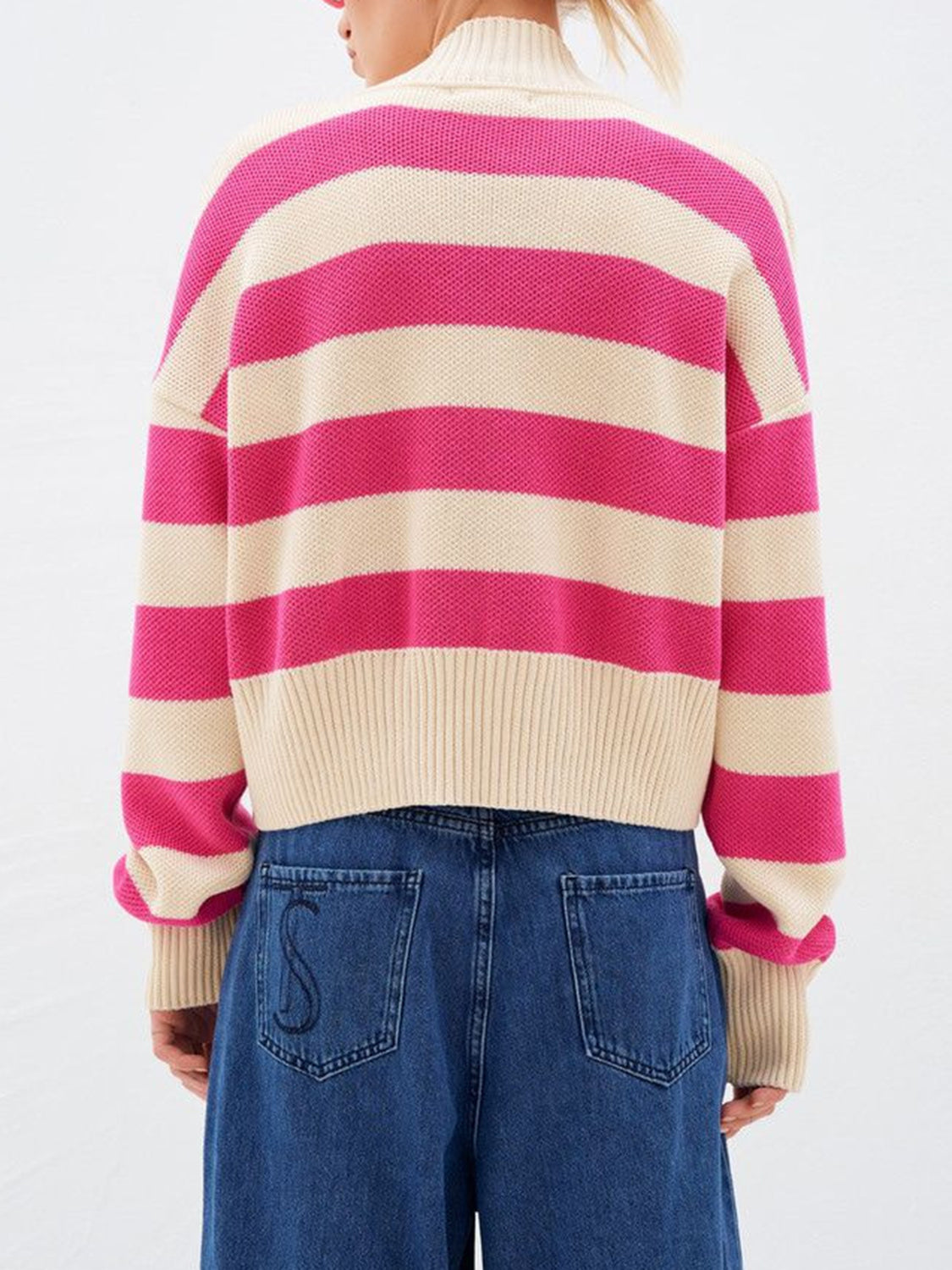 Gestreifter Cardigan mit Button-Down-Kragen und überschnittener Schulter