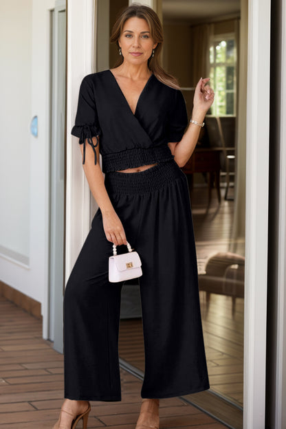 Set aus kurzärmligem Oberteil und Hose im Chorhemdstil