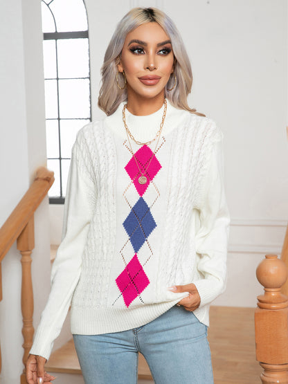 Pullover mit durchbrochenem geometrischem Stehkragen
