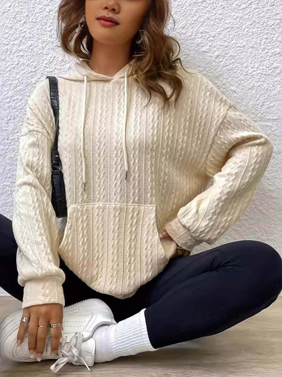 Kapuzenpullover mit Kordelzug und langen Ärmeln