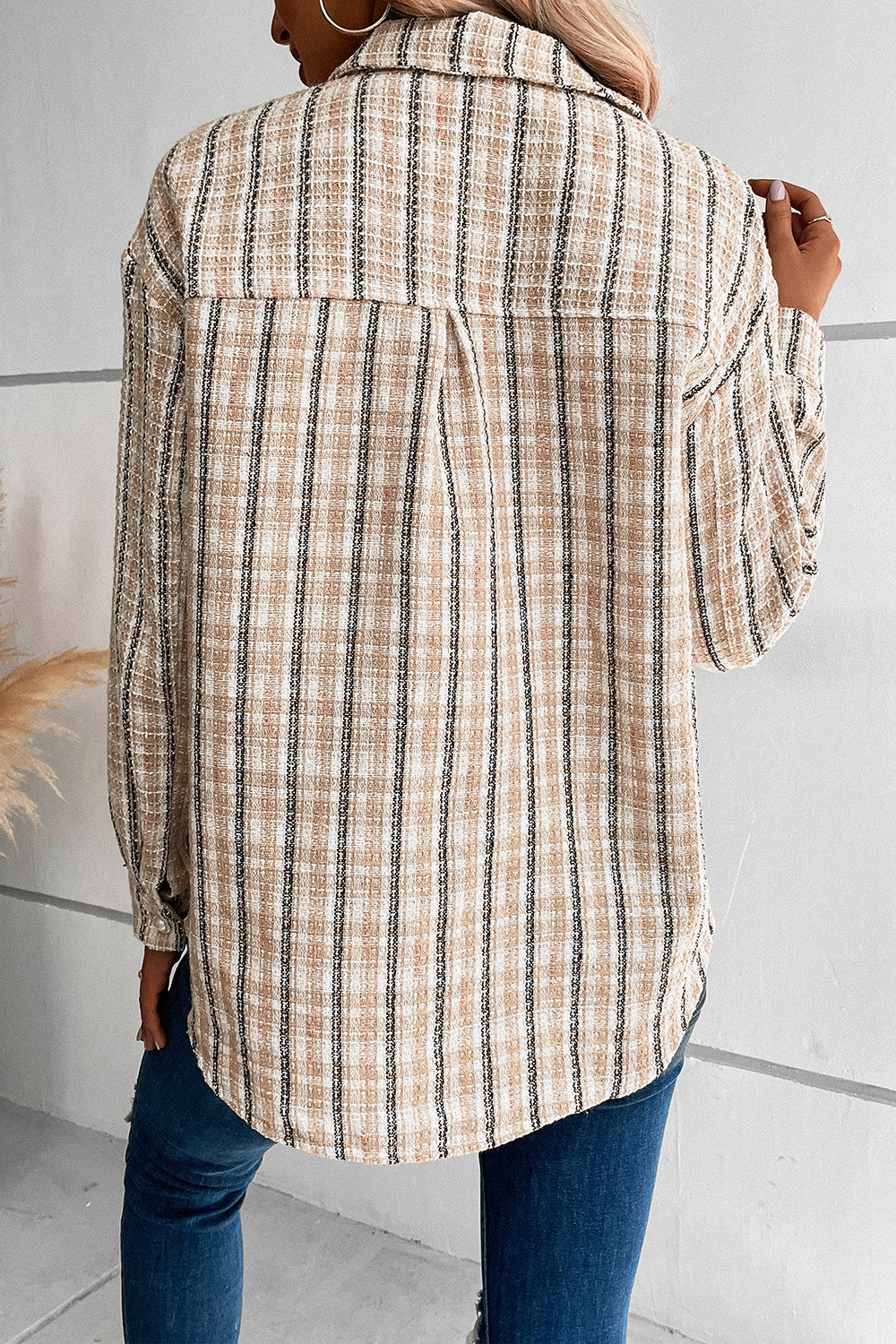 Perfee – Jacke mit Taschen und Knopfleiste am Kragen