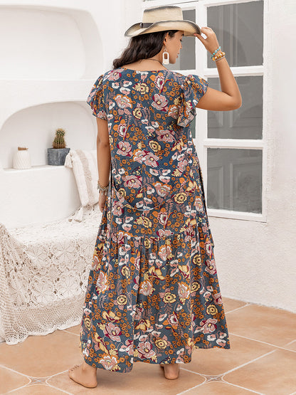 Kleid mit Flügelärmeln und Rüschen und Print in Übergröße