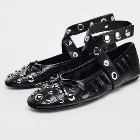 5ffe64c6-10c2-4aea-bc97-5423b2c40e82-Max