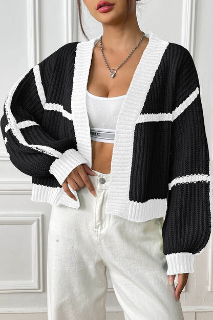 Strickjacke mit kontrastierender Front und langen Ärmeln