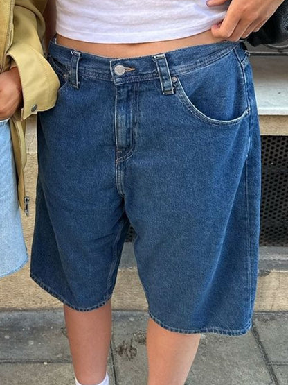 Jeansshorts mit hoher Taille und Taschen