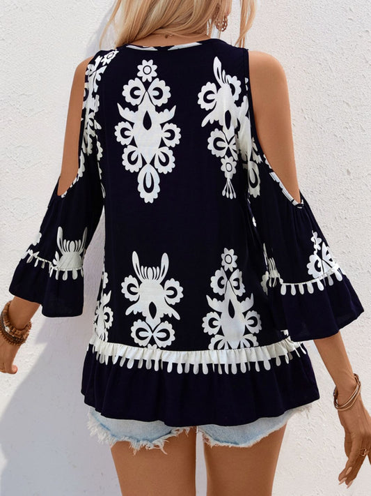 Bluse mit Quastenprint, Bindekragen und Cold Shoulder