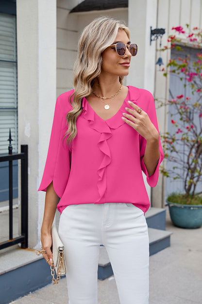 Bluse mit Rüschen, V-Ausschnitt und Dreiviertelärmeln