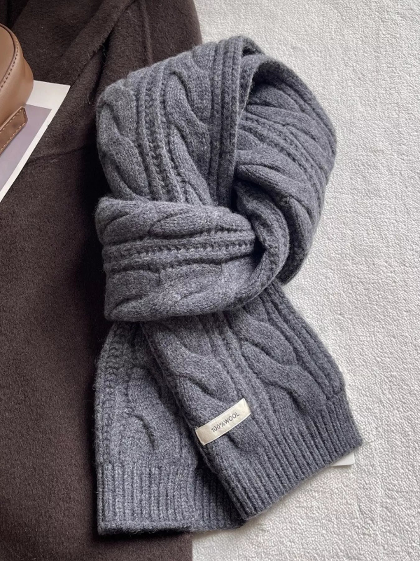 63f8c2aefc6043a4a77289a5f1fd551d-Max-Origin