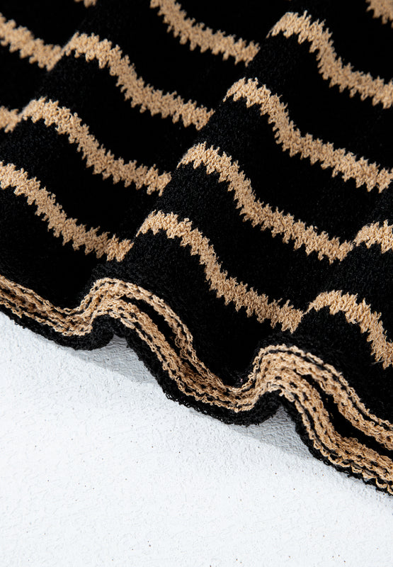 Pullover mit Streifen, tief angesetzter Schulterpartie und Rundhalsausschnitt