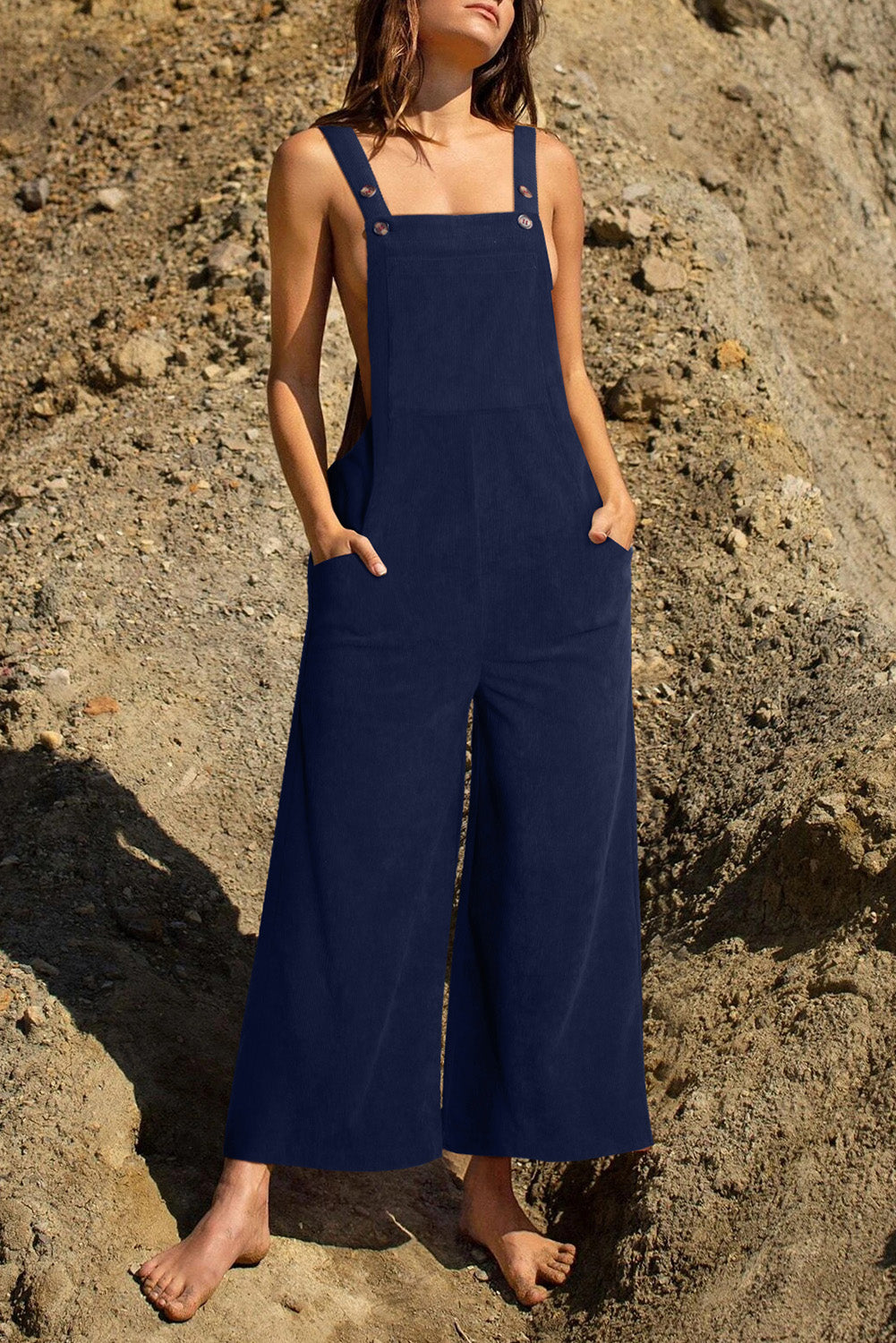 Overall mit weitem Bein und Taschen