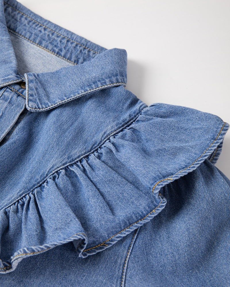 Langärmliges Jeansoberteil mit Rüschenkragen