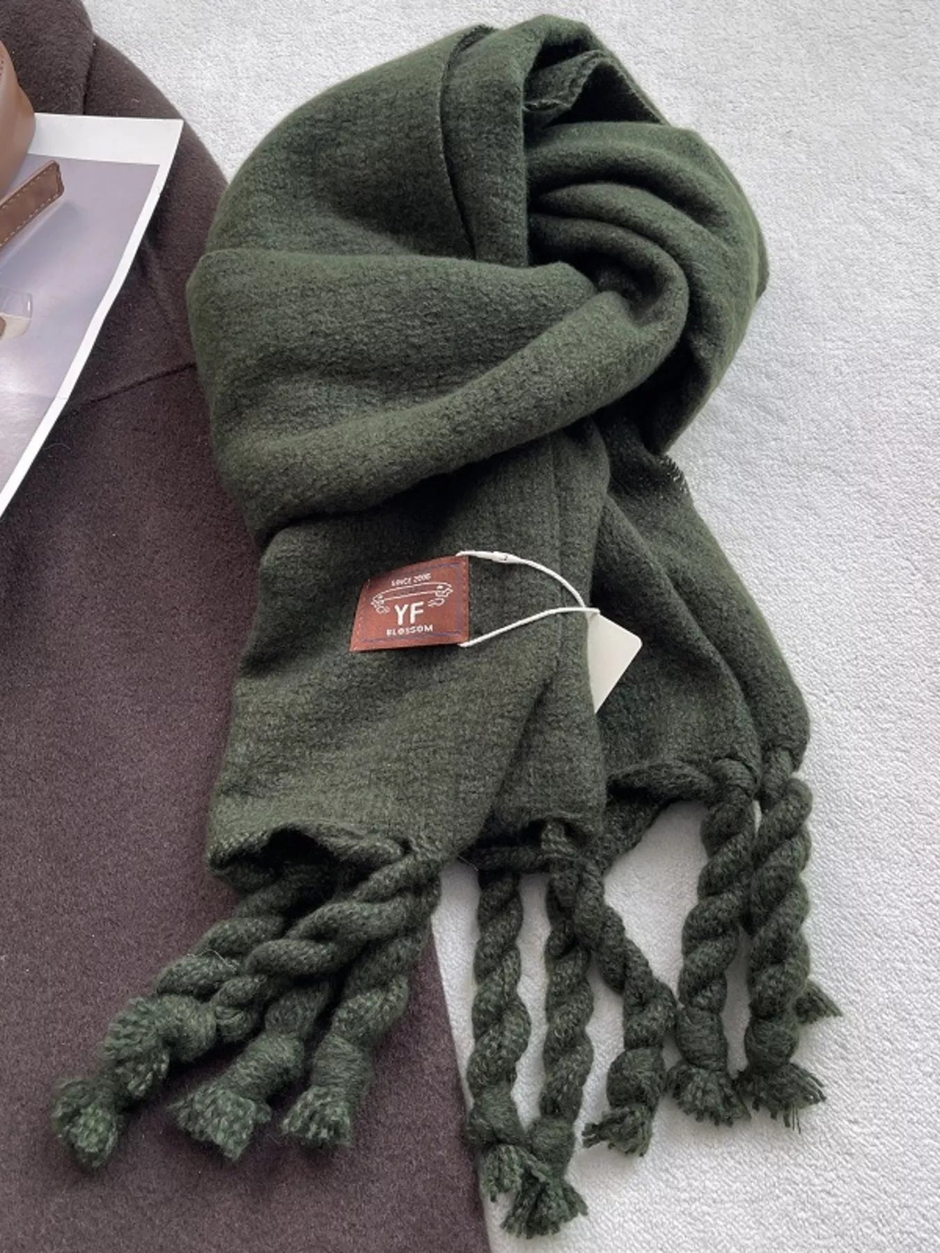 64fb79c9764344e797051126e2c98432-Max-Origin