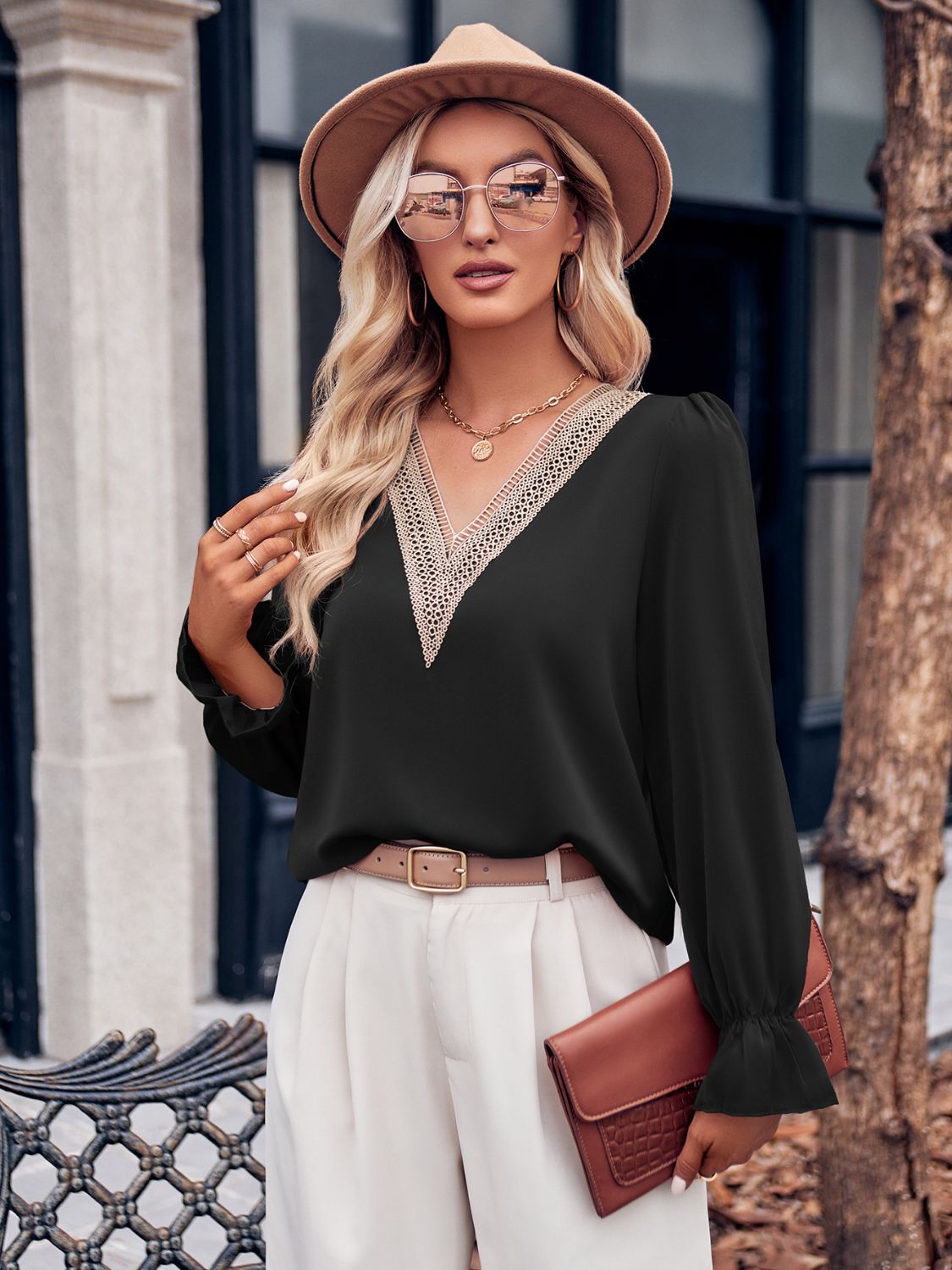 Bluse mit Volantärmeln und V-Ausschnitt