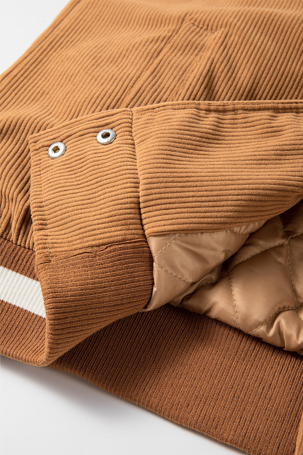 Langarmjacke mit kontrastierendem Baseballkragen und Druckknöpfen