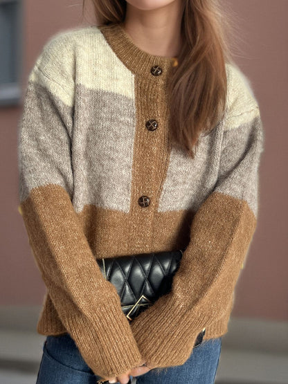 Strickjacke mit Rundhalsausschnitt und Knopfleiste in Farbblock-Optik