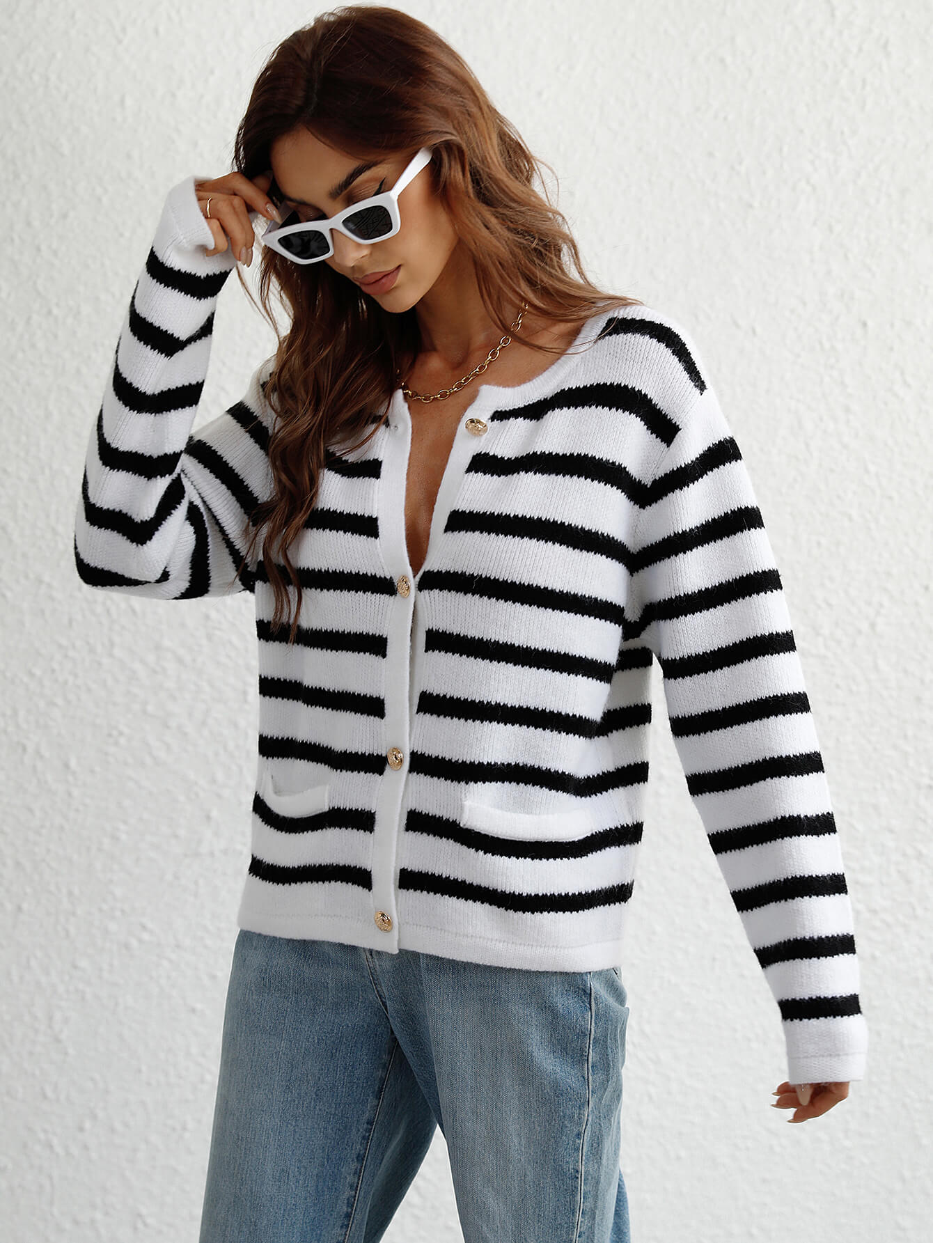 Gewebter Cardigan mit Streifen und Knopfleiste vorne