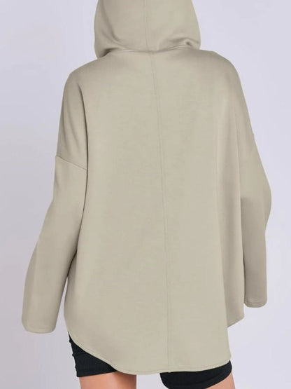 Langärmliger Hoodie mit Viertelreißverschluss