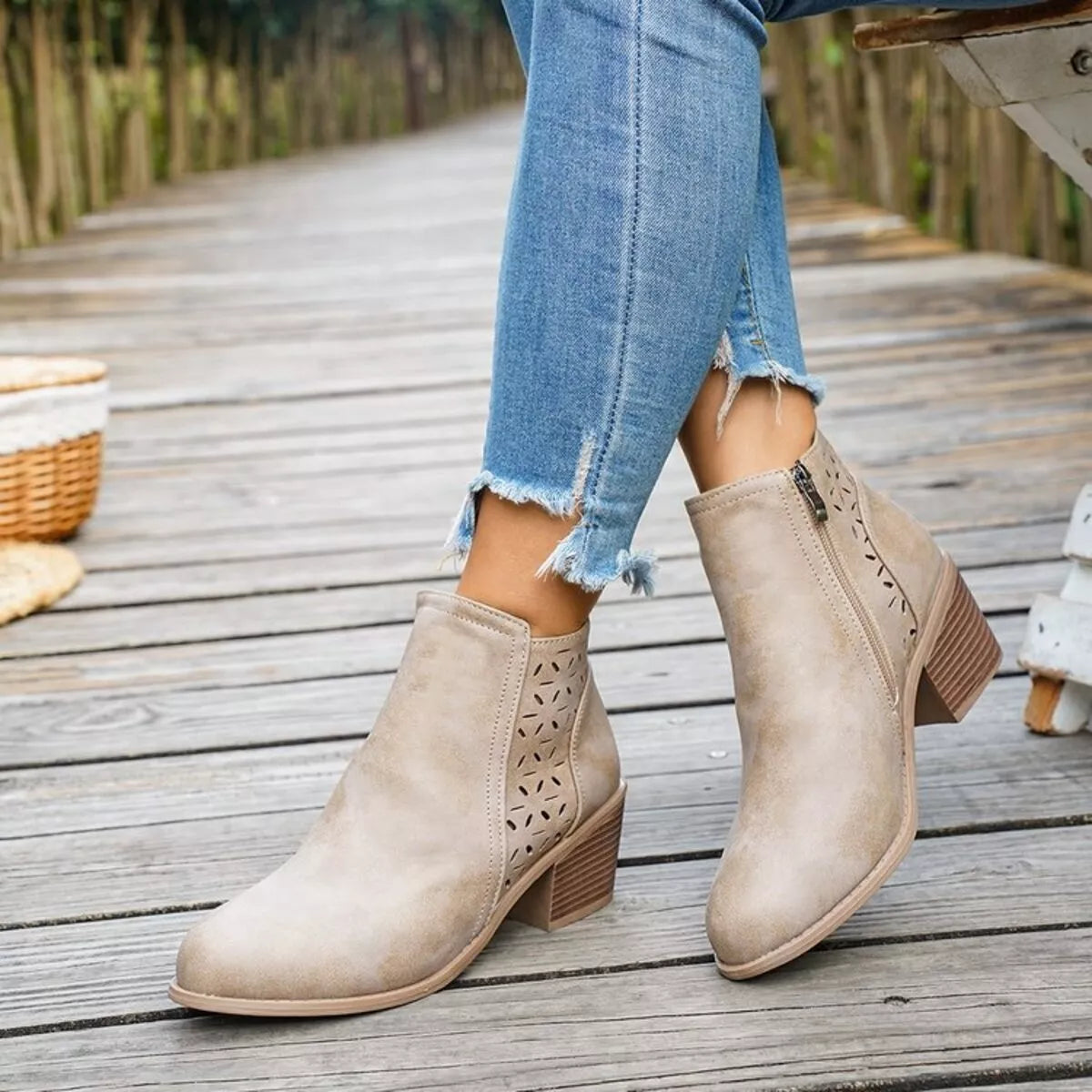 7076166a187d4b3c84da1c27293a7c37-Max-Origin