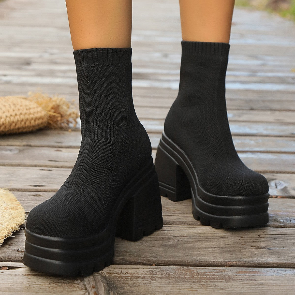 Stiefel mit runder Zehenpartie und Blockabsatz