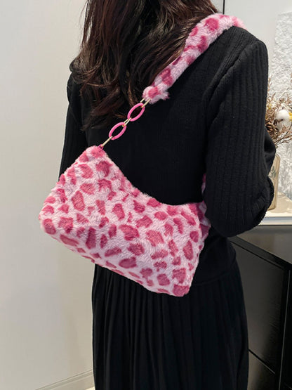 Leopardenflaum-Umhängetasche