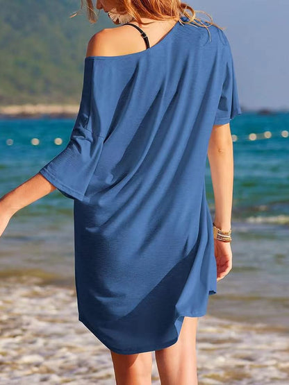 T-Shirt-Kleid mit V-Ausschnitt und kurzen Ärmeln und Taschen