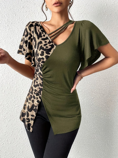 T-Shirt mit gerüschtem Leopardenmuster und Flatterärmeln